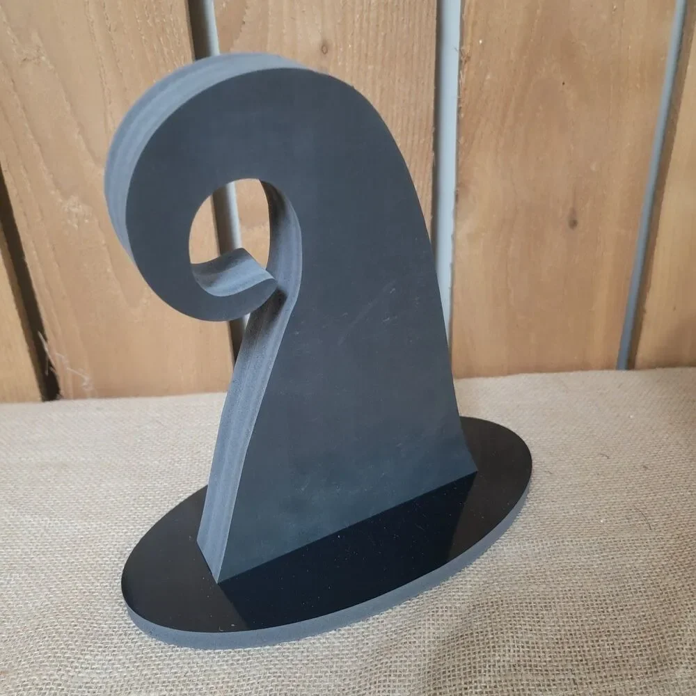 Witches Hat Display Shelf 10.5